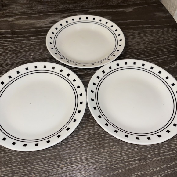 Corelle Other - Set of 3 Vitrelle City Block Dessert/Salad Plates White Black Squares 6.75"
